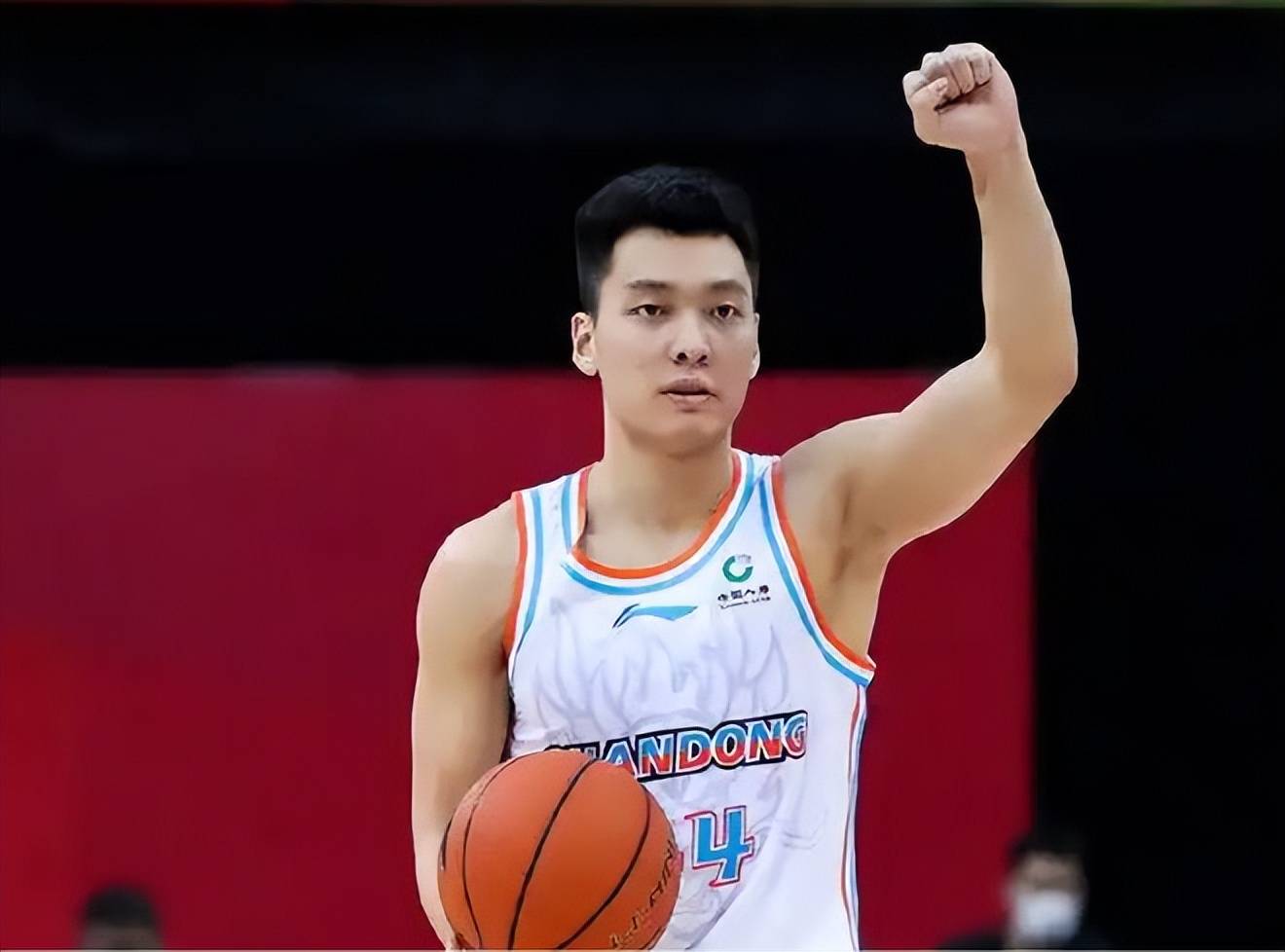 包含江苏男篮在一场精彩比赛中打出绝佳表现的词条
